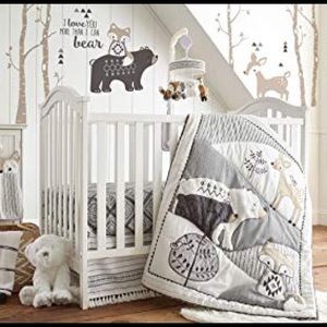 gender neutral woodland nursery